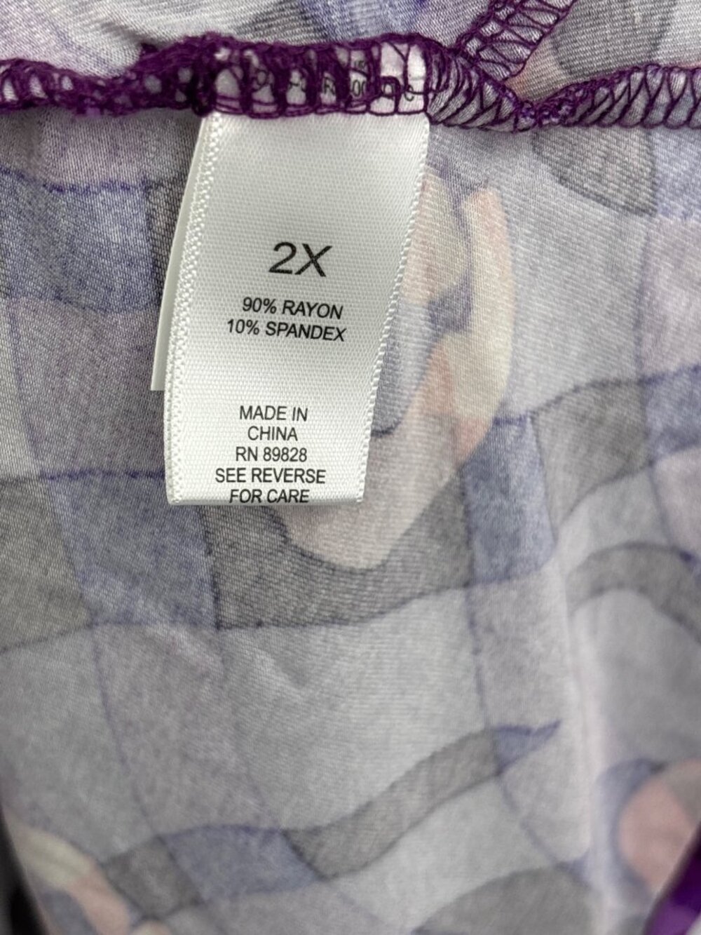 LOGO by Lori Goldstein Printed 230 Rayon Stretch Tunic Top Purple Size 2X - Picture 5 of 6